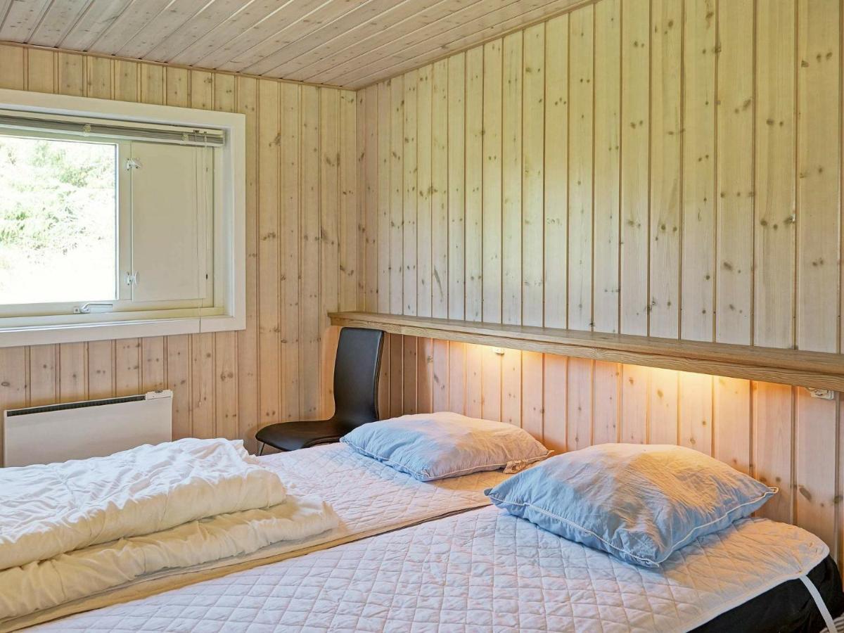 12 Person Holiday Home In Aakirkeby Vester Somarken Dış mekan fotoğraf