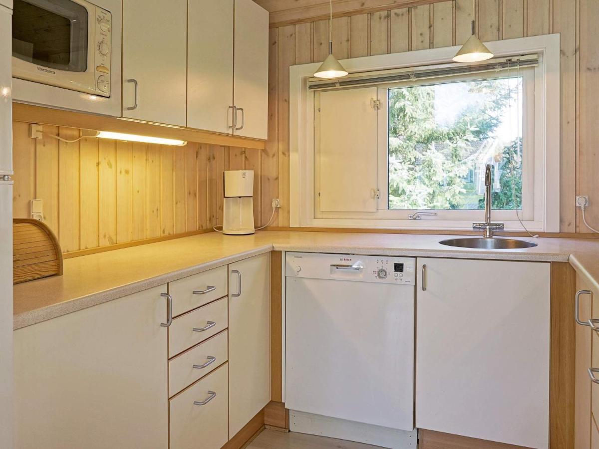 12 Person Holiday Home In Aakirkeby Vester Somarken Dış mekan fotoğraf