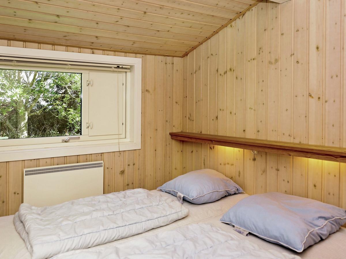 12 Person Holiday Home In Aakirkeby Vester Somarken Dış mekan fotoğraf
